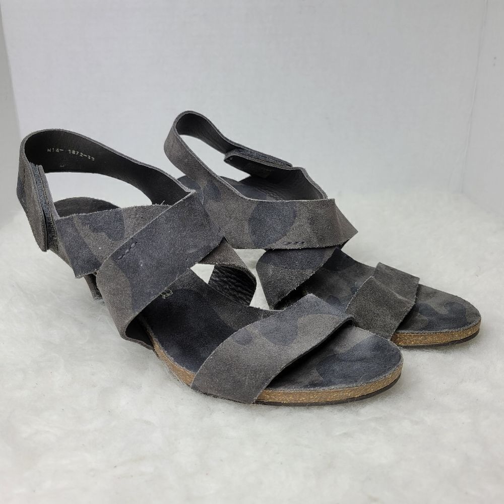 Pedro Garcia Lynna Suede Olive Camo Strappy Heel Sandals Eu Size 39 / Us 8.5.